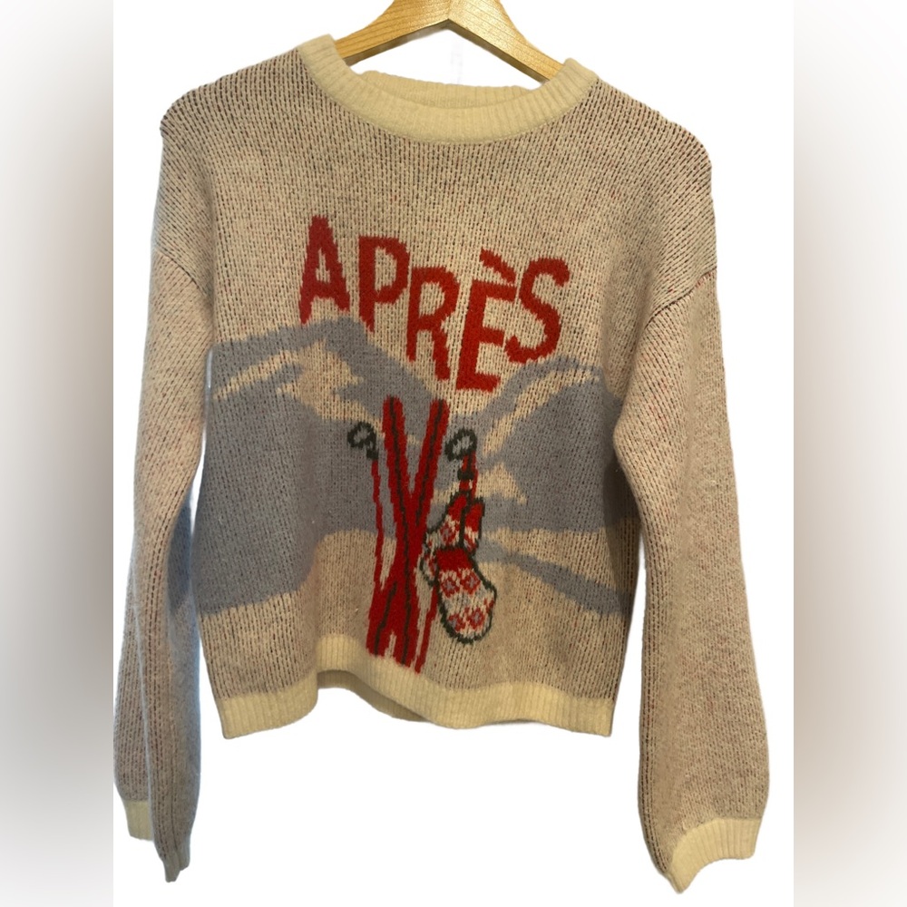 New day Apres logo sweater
